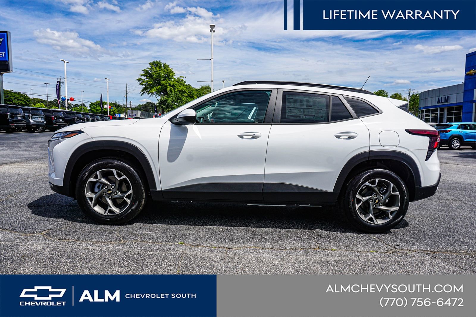 New 2026 Chevrolet Trax LT w/ Sunroof Package image 9