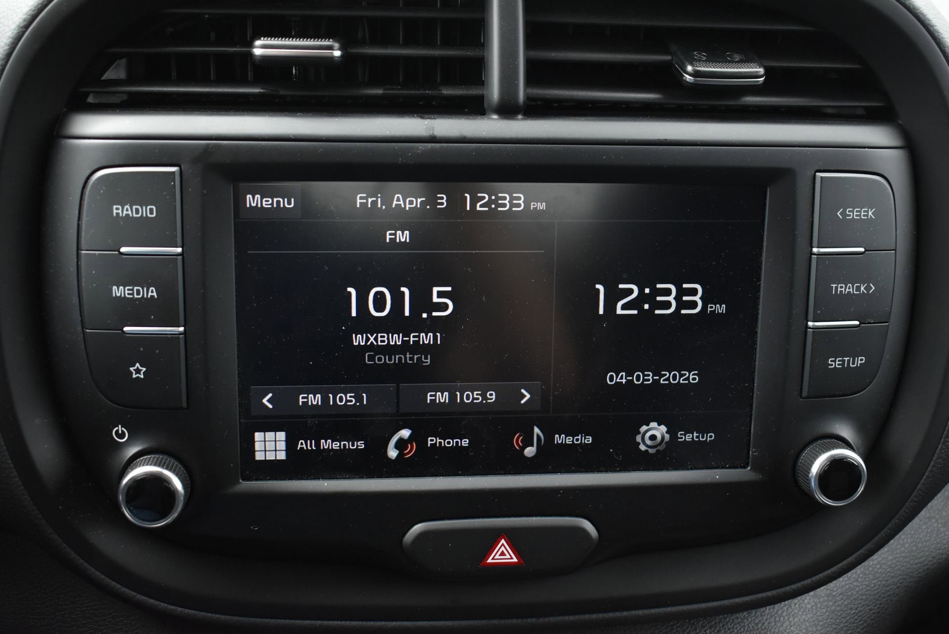 Used 2025 Kia Soul LX FWD image 28