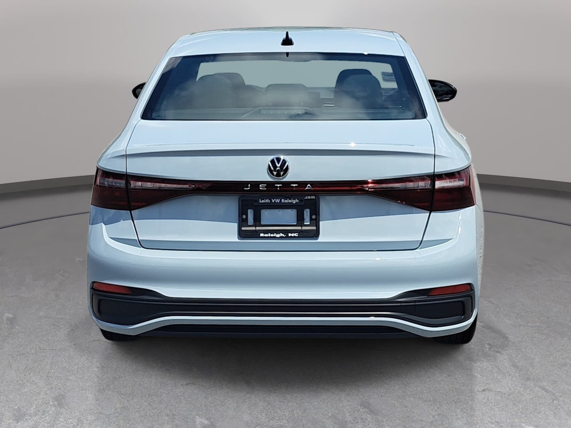 Certified 2025 Volkswagen Jetta Sport FWD image 6