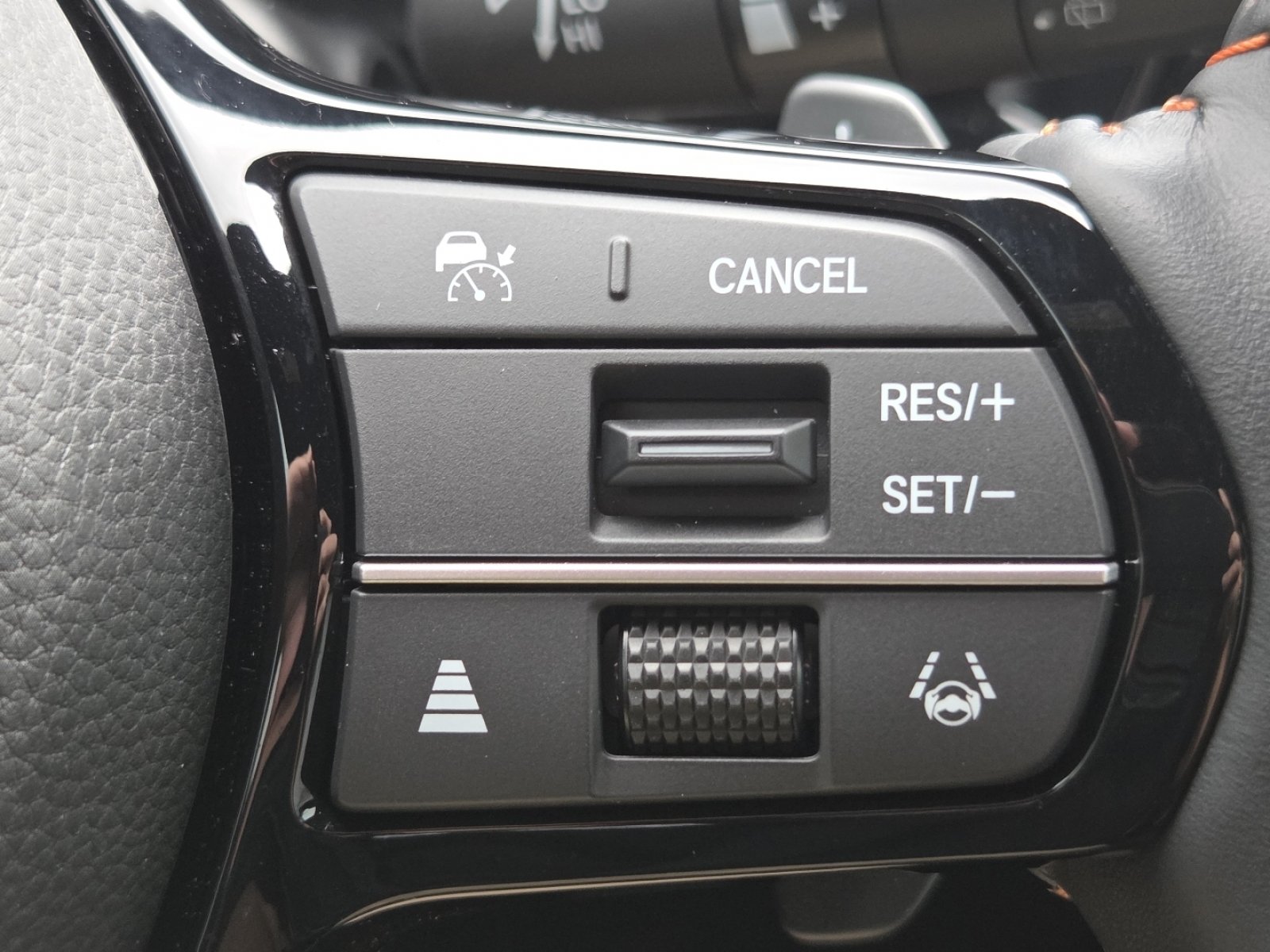 Used 2026 Honda CR-V Sport Touring image 12