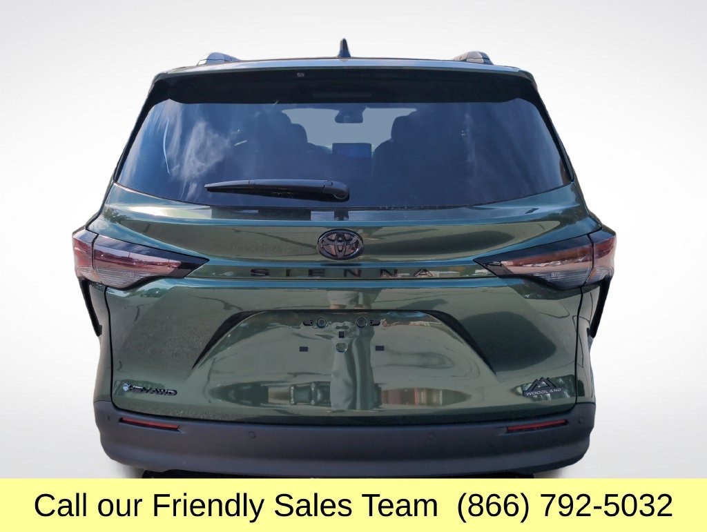 New 2026 Toyota Sienna XLE Woodland Edition AWD/4WD image 4