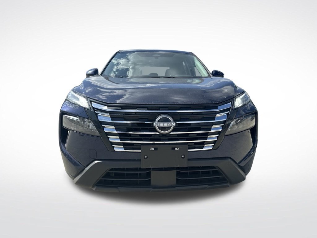 Used 2025 Nissan Rogue SV FWD image 3