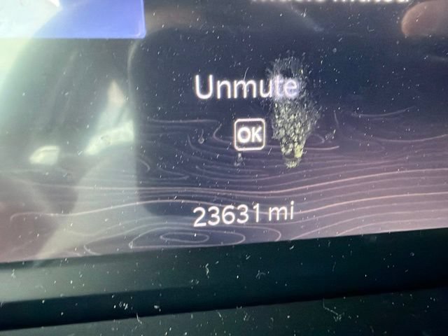 Used 2024 Jeep Grand Cherokee Altitude AWD/4WD image 17