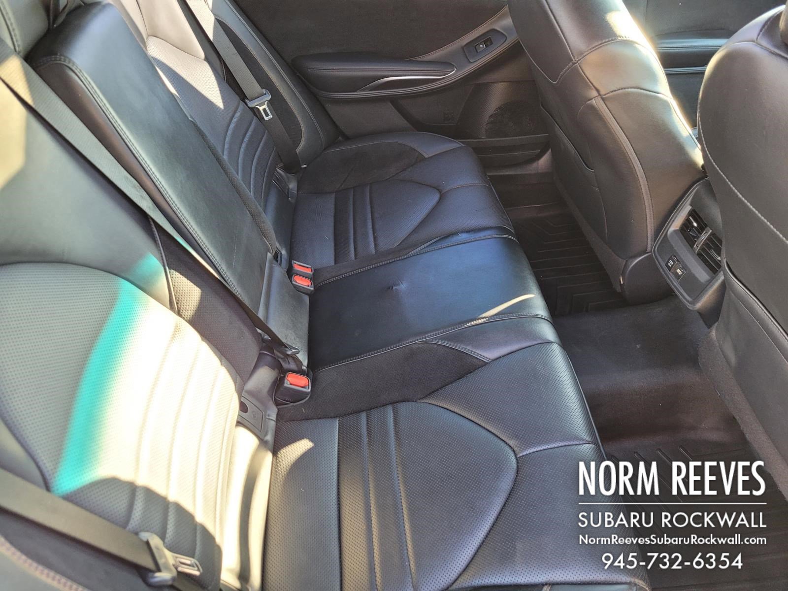 Used 2019 Toyota Avalon XSE image 13