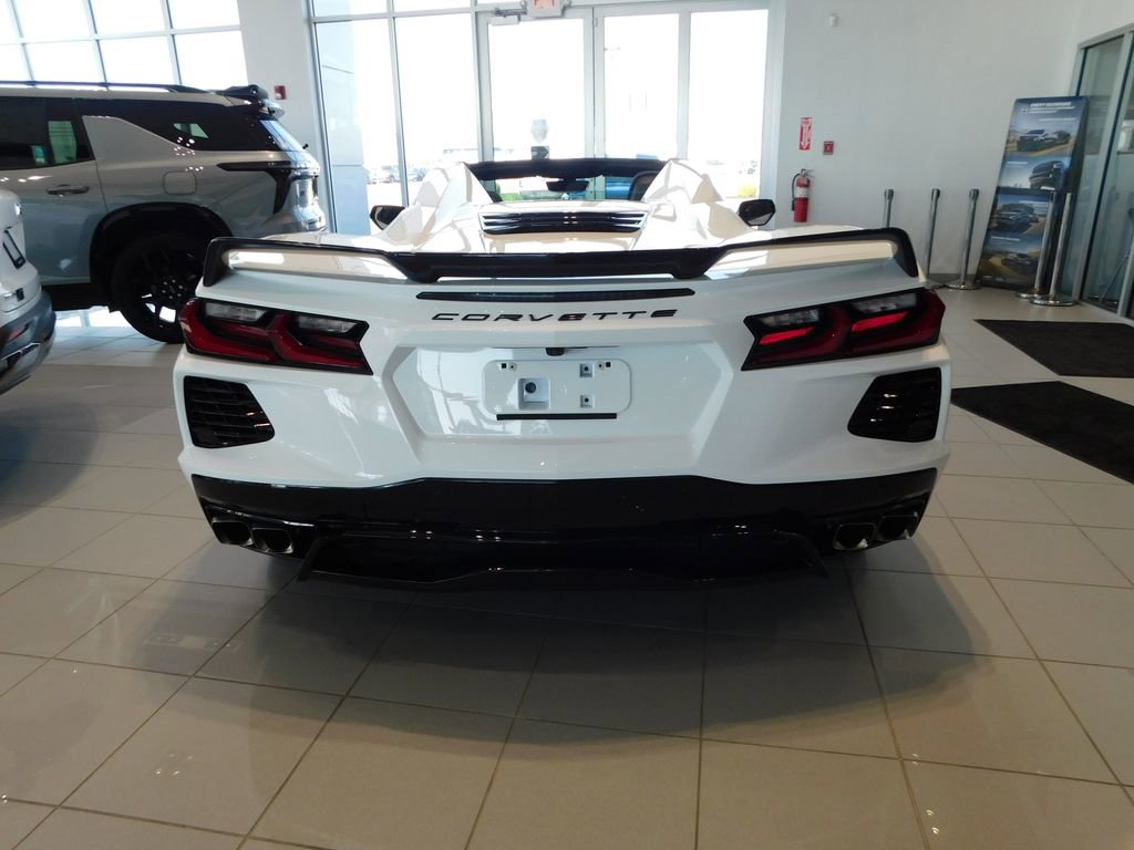 Used 2023 Chevrolet Corvette Stingray Preferred Conv w/ Z51 Performance Package image 4