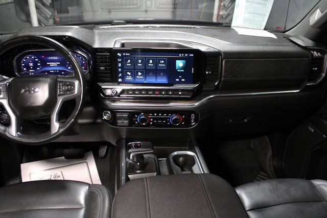 Used 2024 Chevrolet Silverado 1500 RST image 34