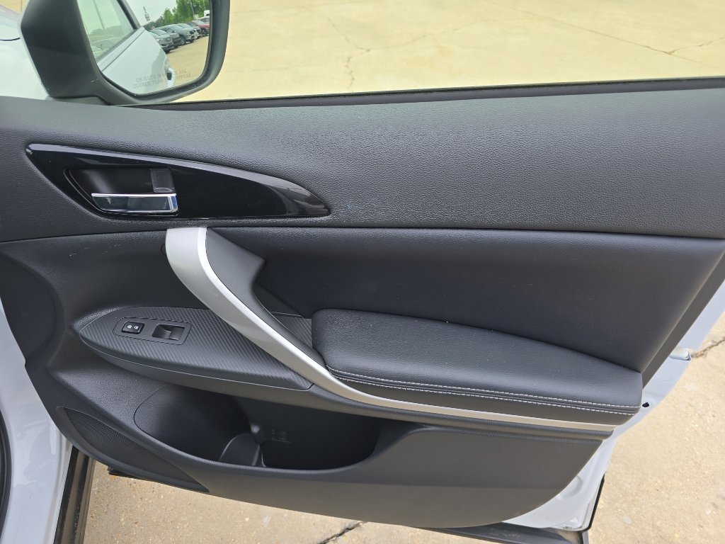 Used 2022 Mitsubishi Eclipse Cross SE AWD/4WD image 15