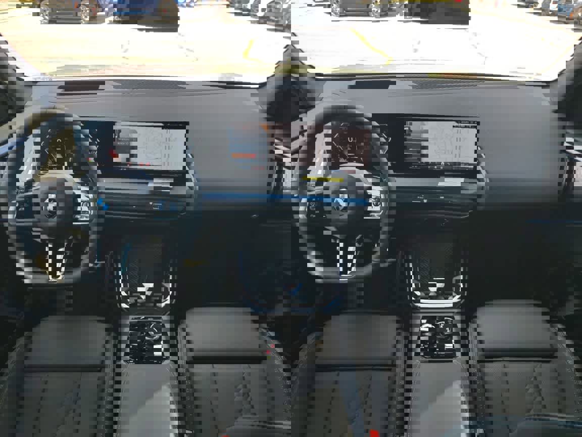 Used 2026 BMW X3 xDrive30 w/ Premium Package image 25