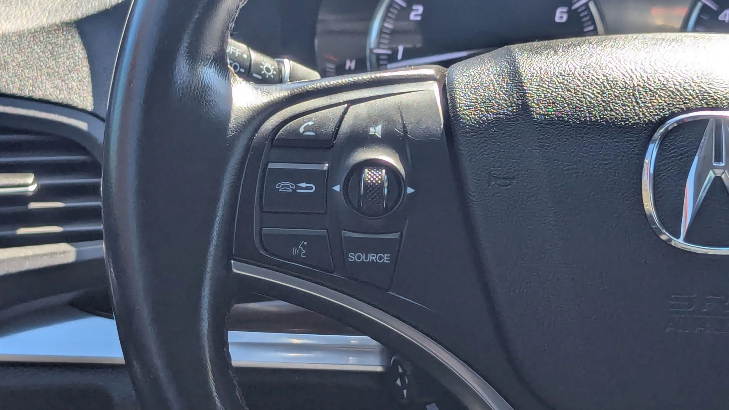 Used 2015 Acura MDX FWD w/ Advance & Entertainment image 26