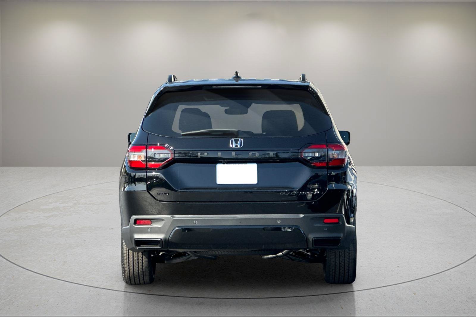 New 2026 Honda Pilot Black Edition image 4