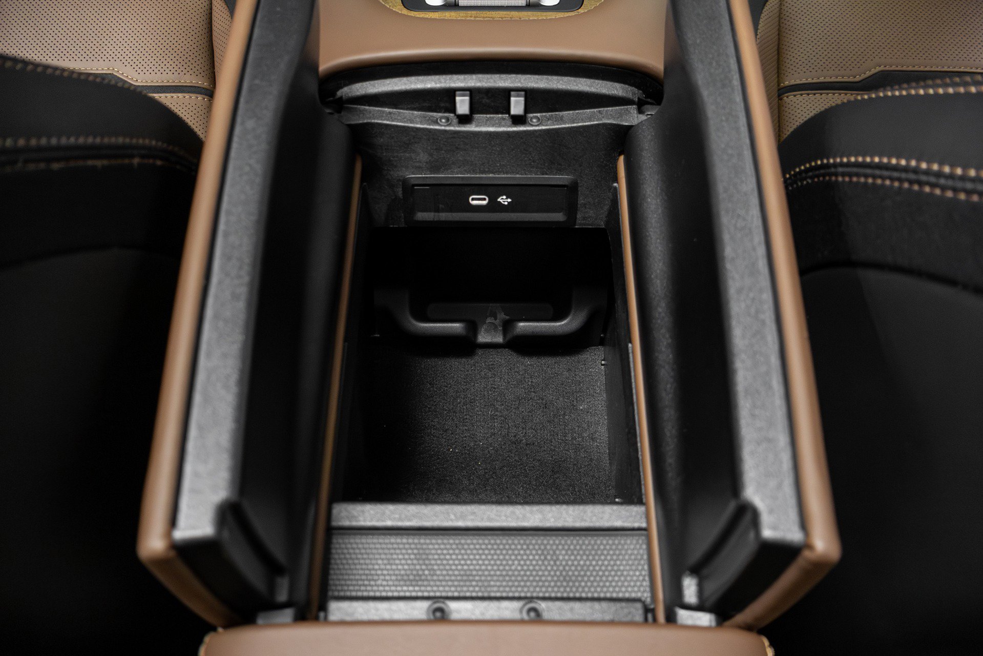 Used 2024 Mercedes-Benz GLE 53 AMG 4MATIC Coupe image 29