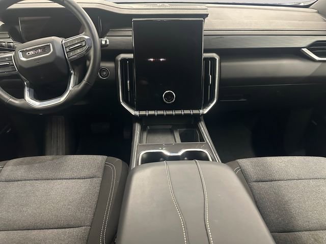 Used 2025 GMC Acadia Elevation image 10