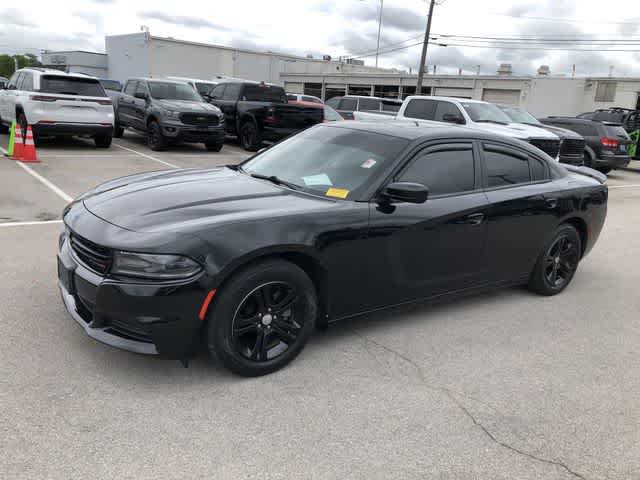 Used 2021 Dodge Charger SXT w/ Leather Interior Group RWD image 3