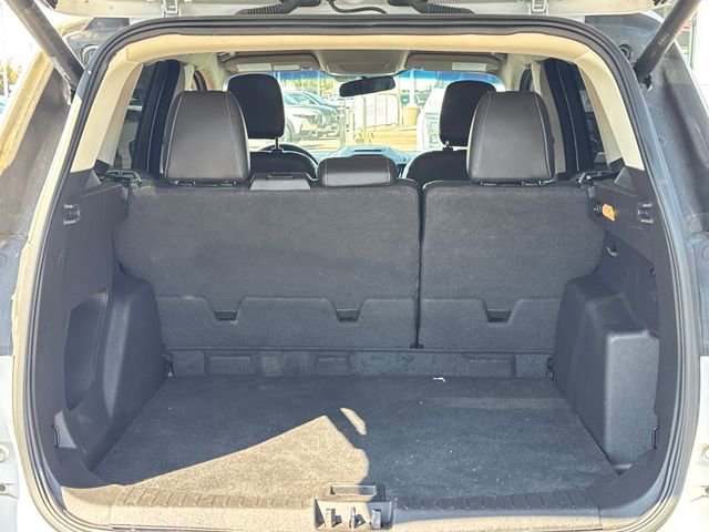 Used 2018 Ford Escape SEL FWD image 12