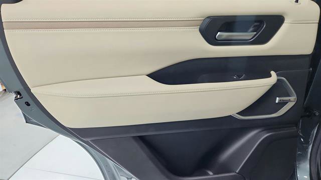 New 2026 Nissan Armada Platinum image 27