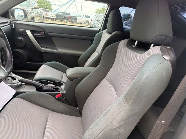 Used 2015 Scion tC image 17