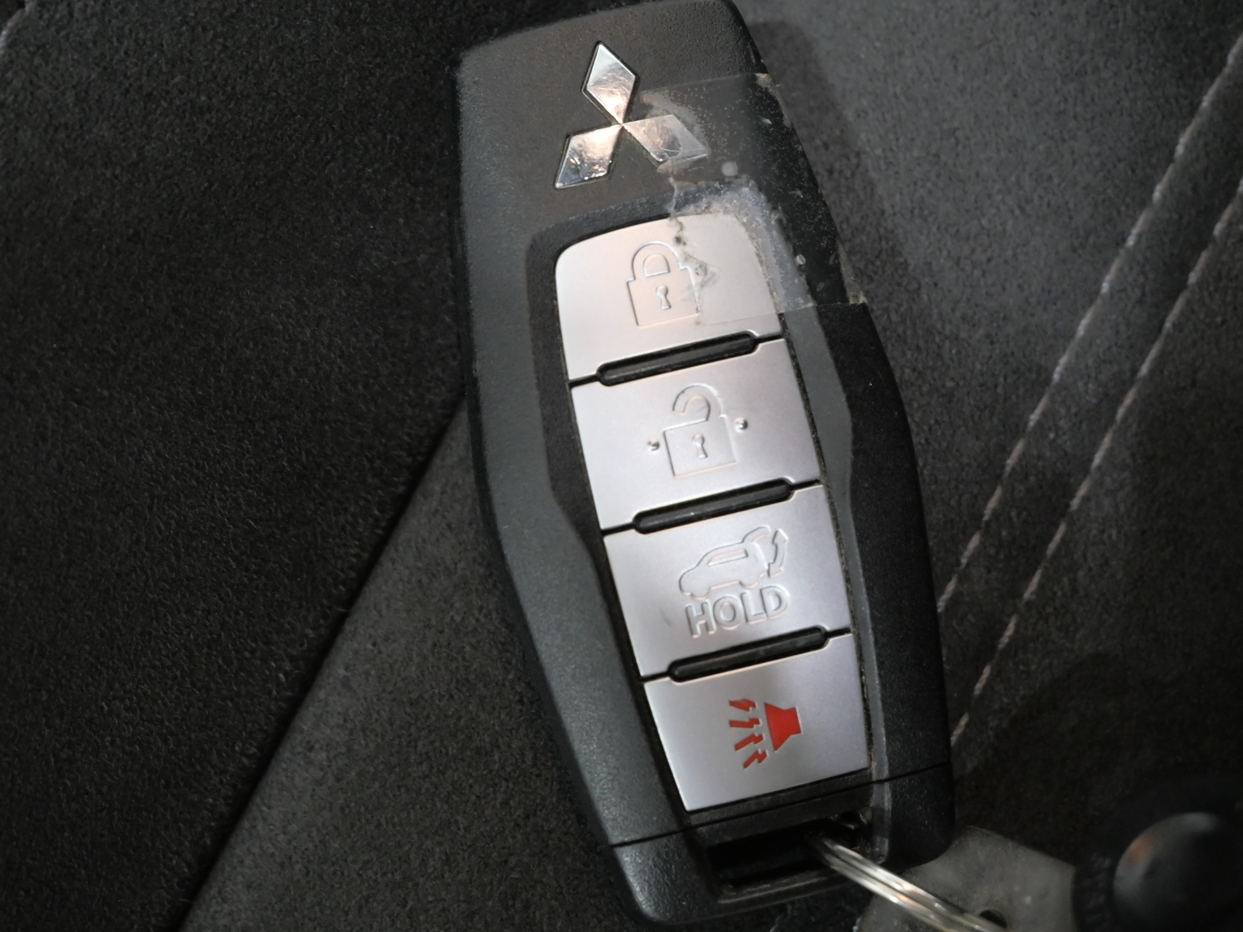 Used 2024 Mitsubishi Outlander AWD image 29
