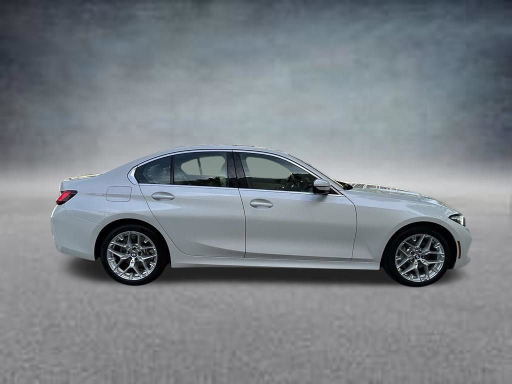 Used 2025 BMW 330i Sedan w/ Convenience Package RWD image 8