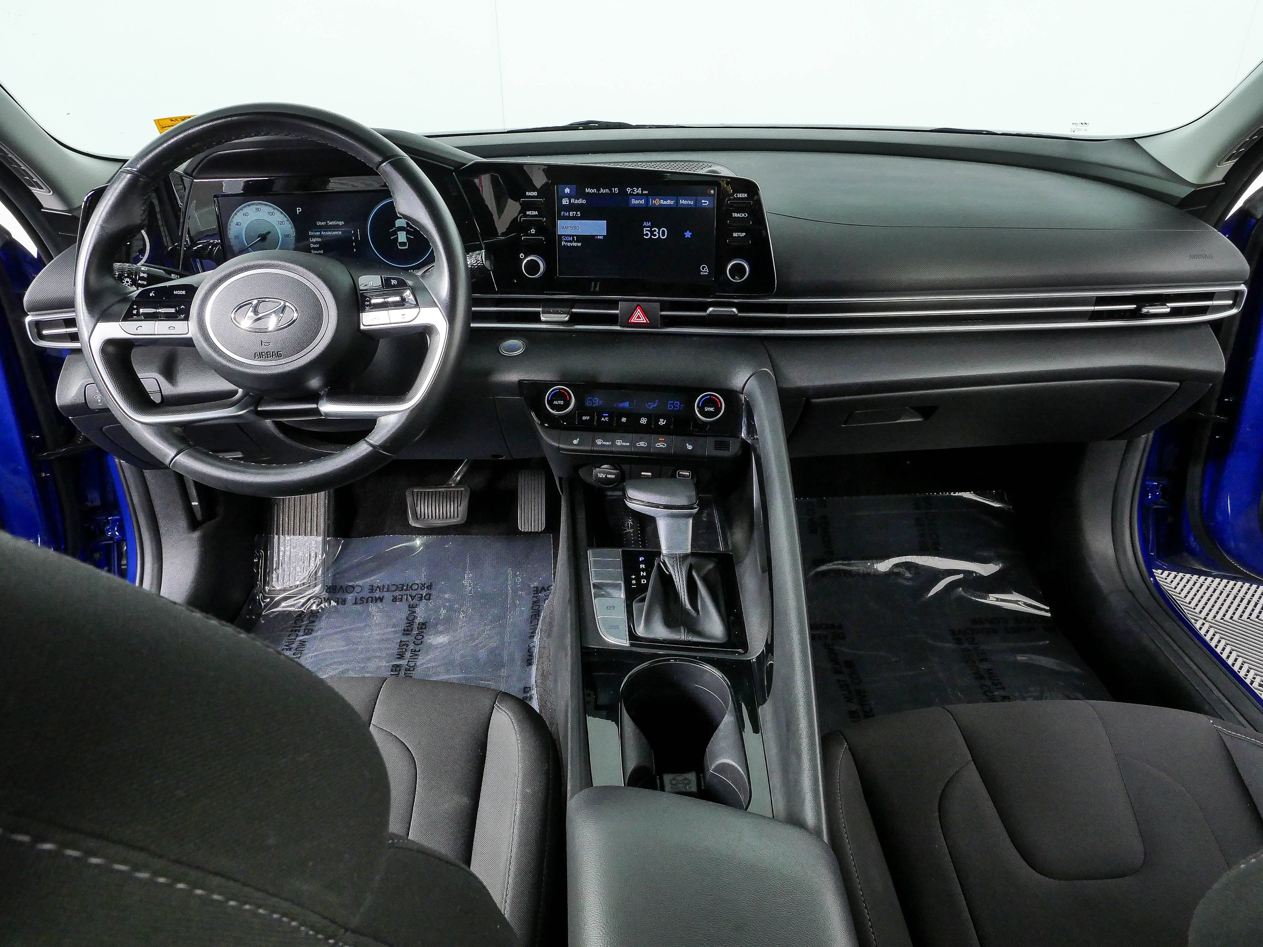 Used 2021 Hyundai Elantra SEL w/ Convenience Package FWD image 17