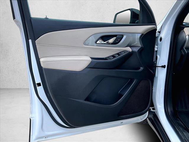 Used 2023 Chevrolet Traverse LS w/ Midnight/Sport Edition image 18