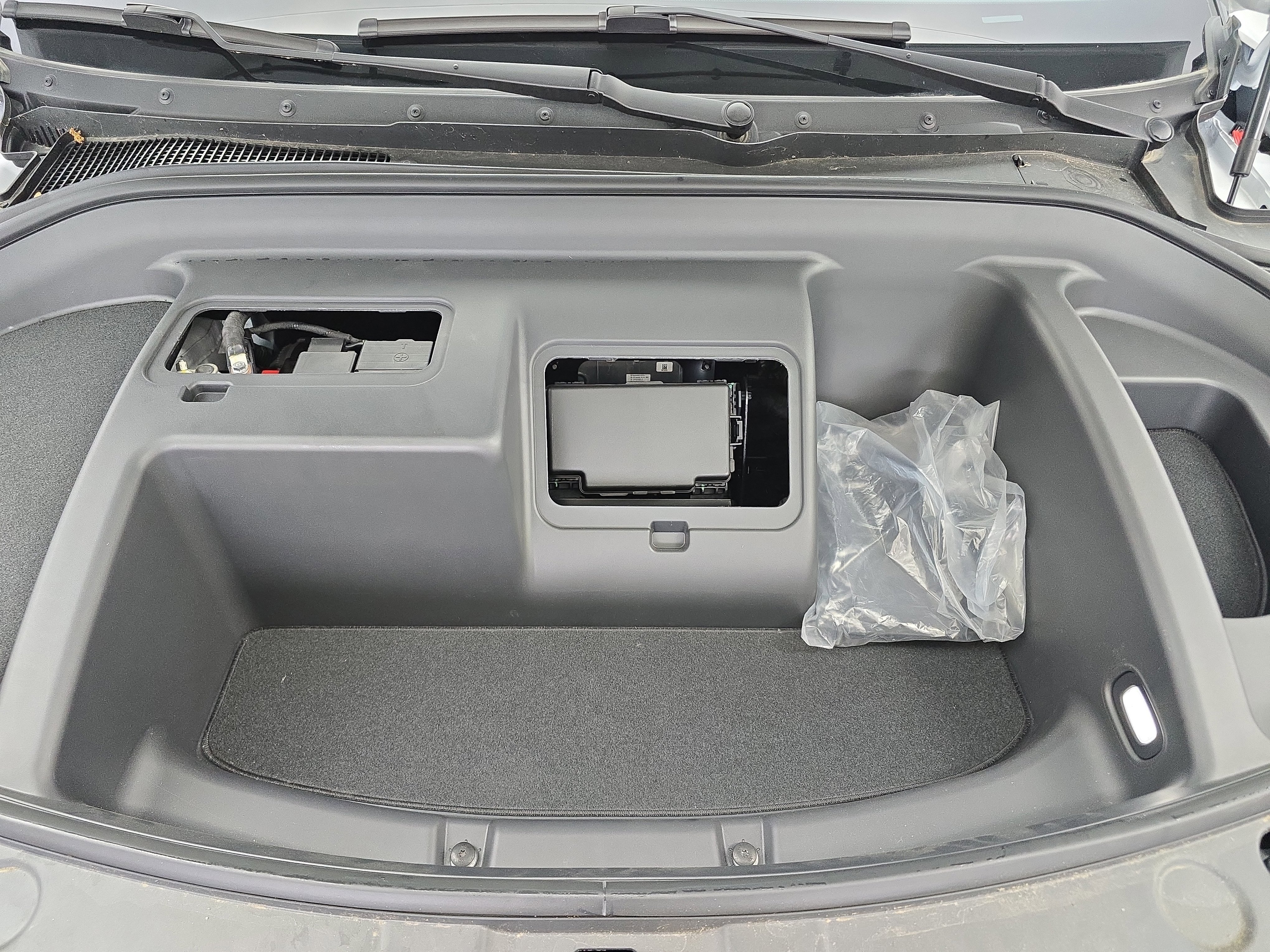 New 2025 VinFast VF 8 Plus image 29