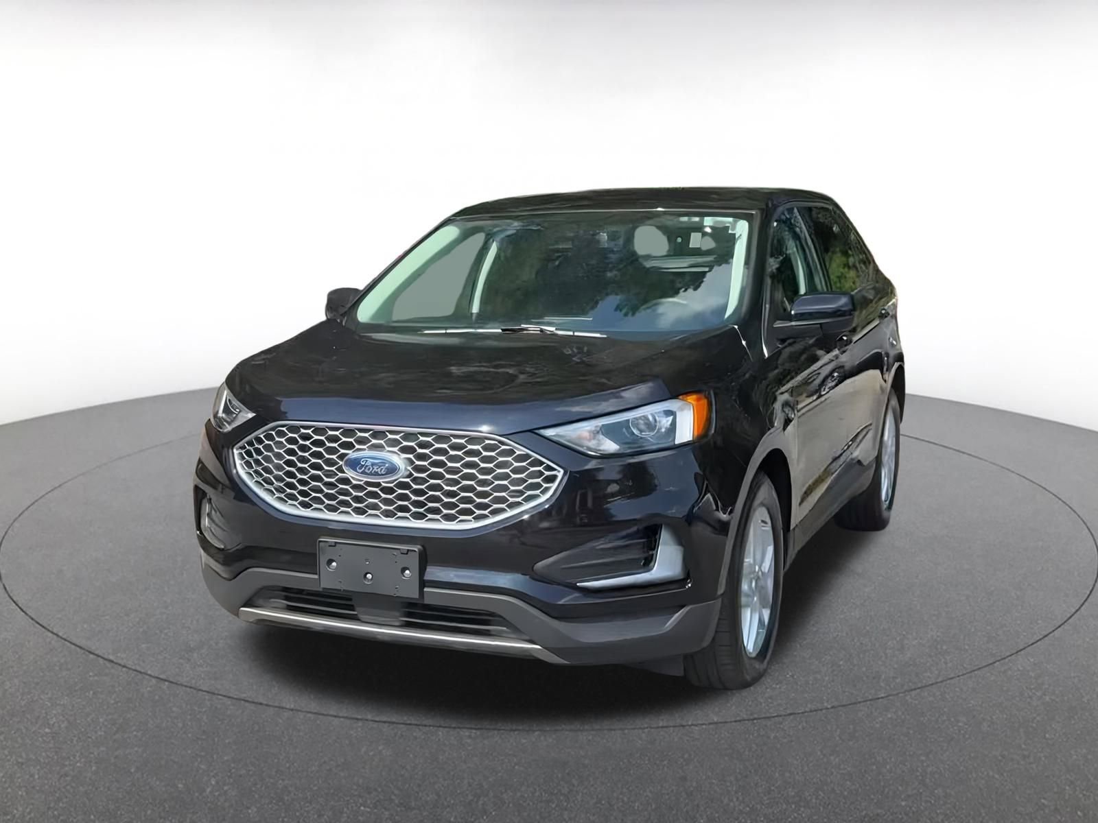 Used 2024 Ford Edge SEL image 7