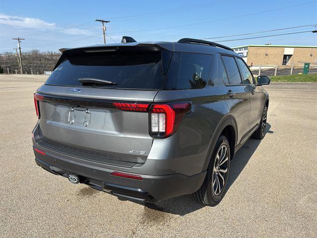 New 2026 Ford Explorer ST-Line image 4