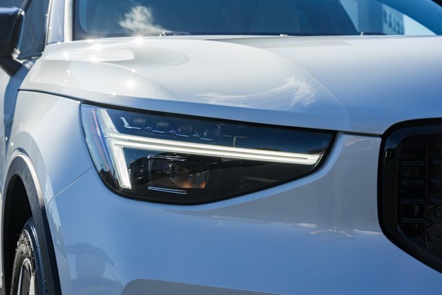 New 2026 Volvo XC40 B5 Plus w/ Protection Package Premier image 13