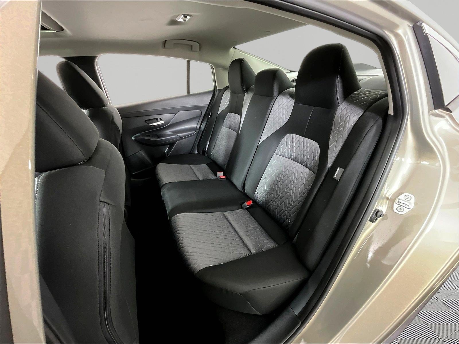 New 2026 Nissan Sentra SV w/ SV Convenience Package FWD image 18