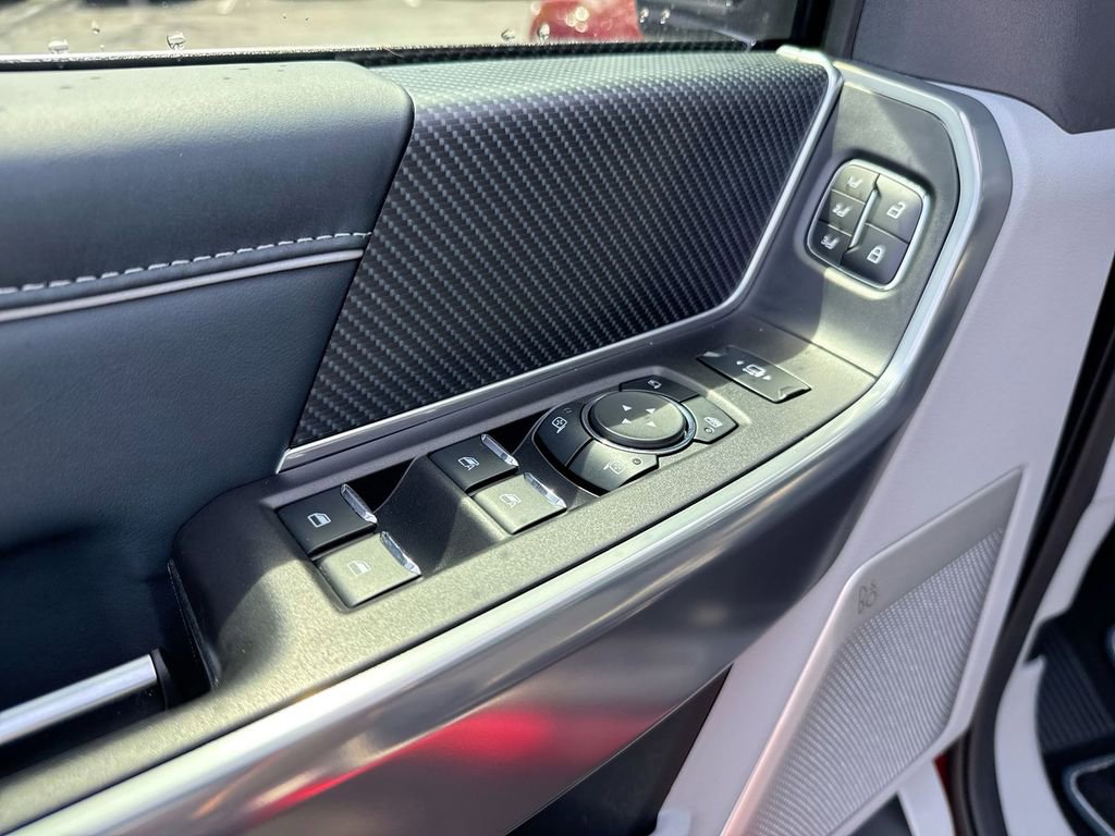 Used 2024 Ford F350 Limited w/ FX4 Off-Road Package image 22