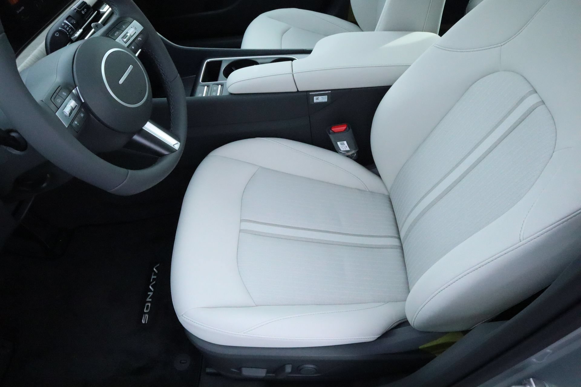 New 2026 Hyundai Sonata SEL FWD image 16