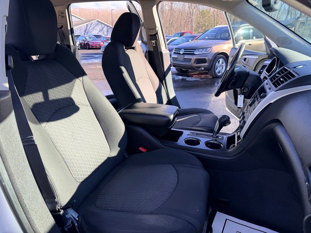 Used 2012 Chevrolet Traverse LT w/ All-Star Edition image 28