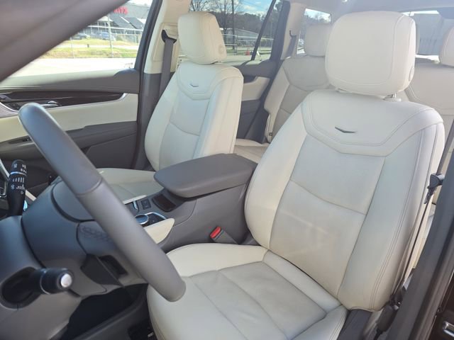 Used 2021 Cadillac XT6 Premium Luxury image 15