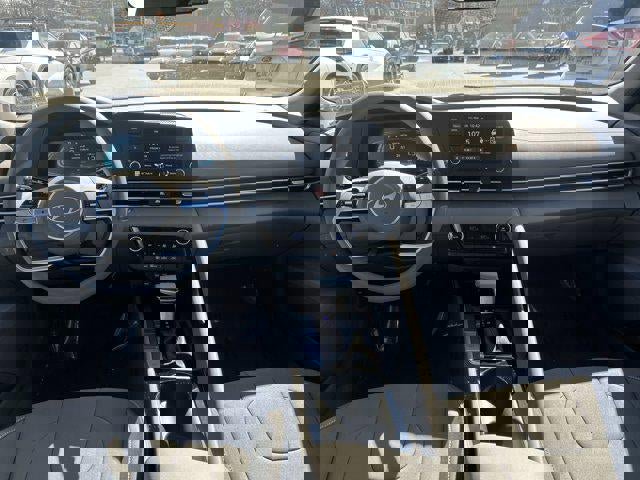 New 2025 Hyundai Elantra Blue image 44