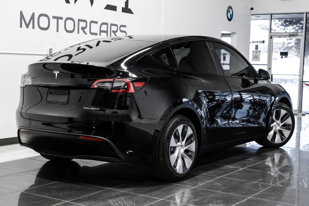 Used 2021 Tesla Model Y Long Range AWD/4WD image 9