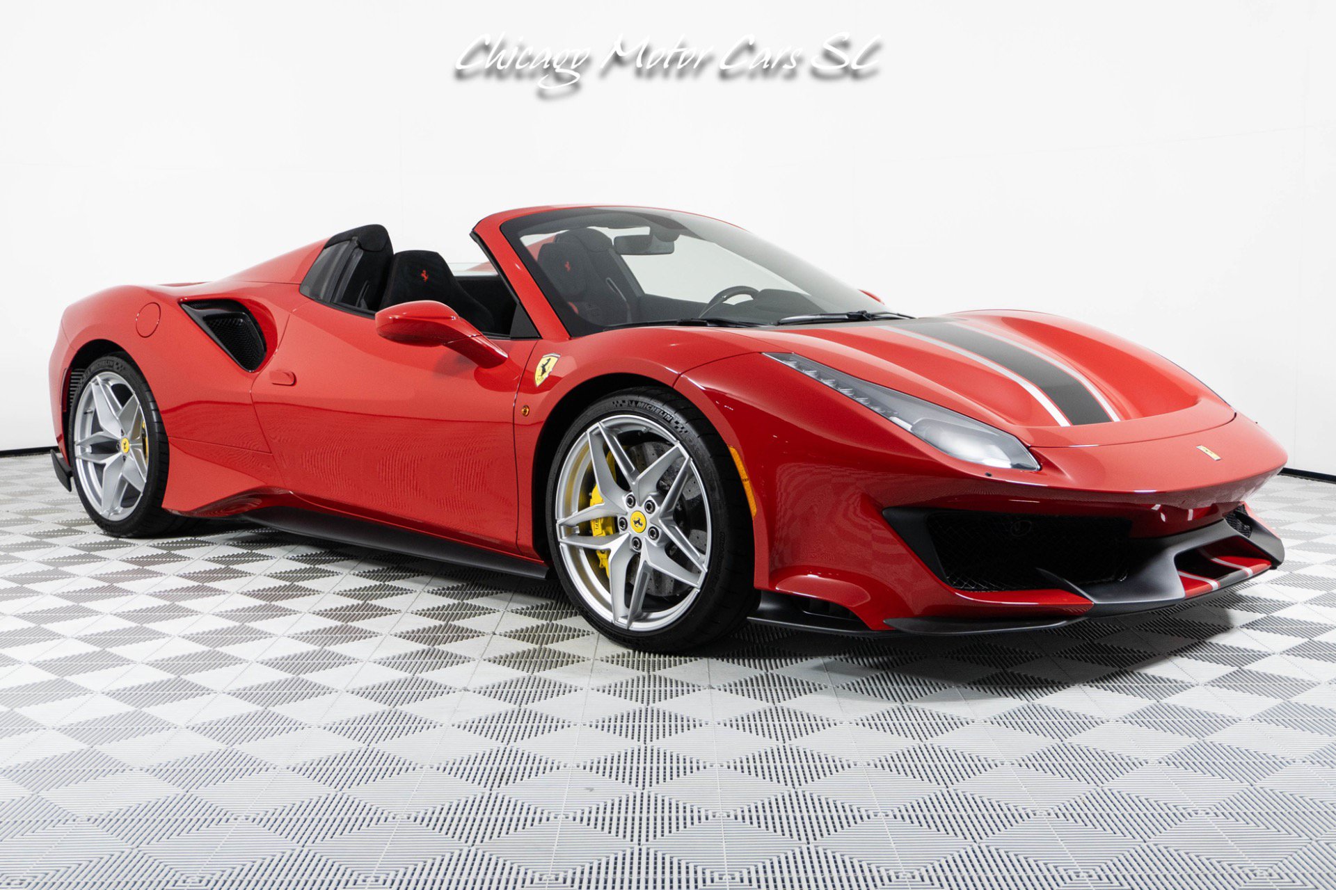 Used 2020 Ferrari 488 Pista Spider RWD image 10