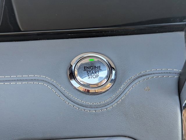 Used 2021 Lincoln Navigator L Black Label w/ Cargo Convenience Package image 35