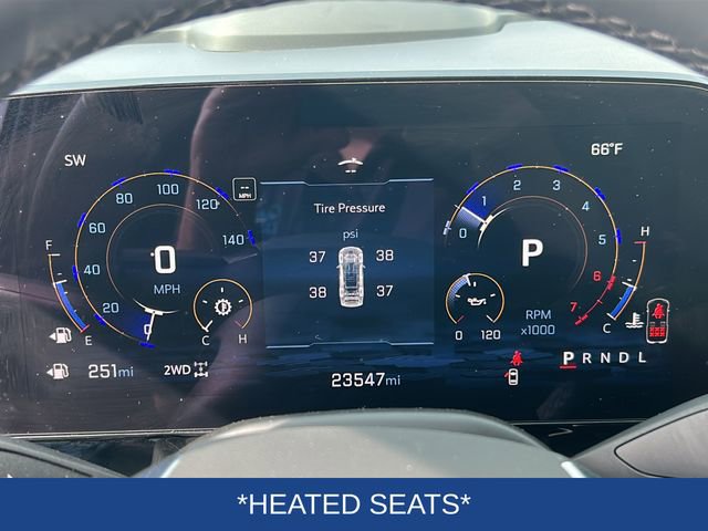 Used 2025 Chevrolet Suburban Z71 AWD/4WD image 9