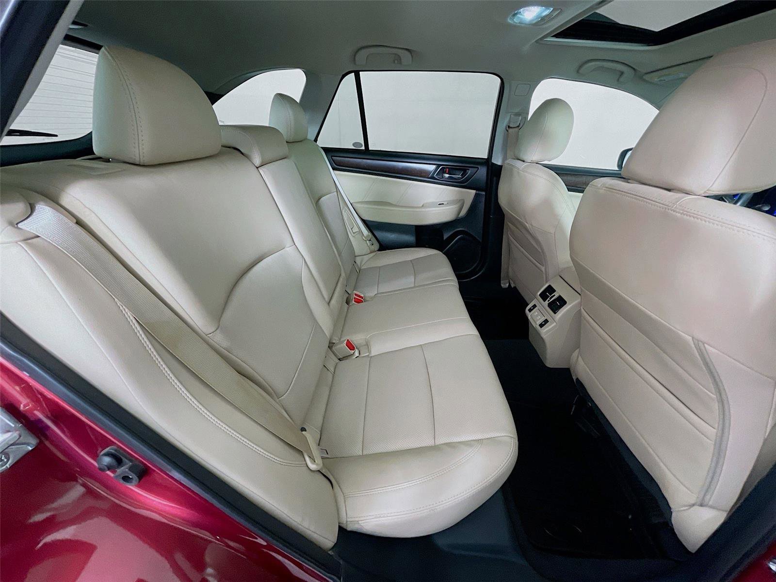 Used 2019 Subaru Outback 2.5i Limited AWD/4WD image 31