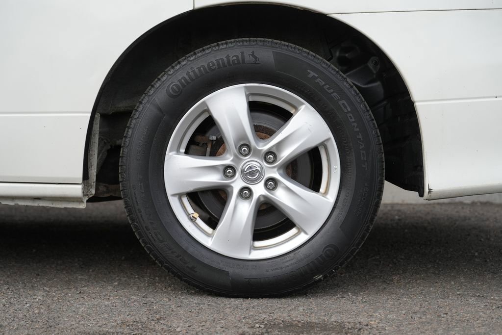 Used 2016 Nissan Quest SV FWD image 14