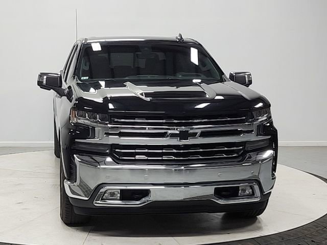 Used 2019 Chevrolet Silverado 1500 LTZ w/ LTZ Plus Package AWD/4WD image 2