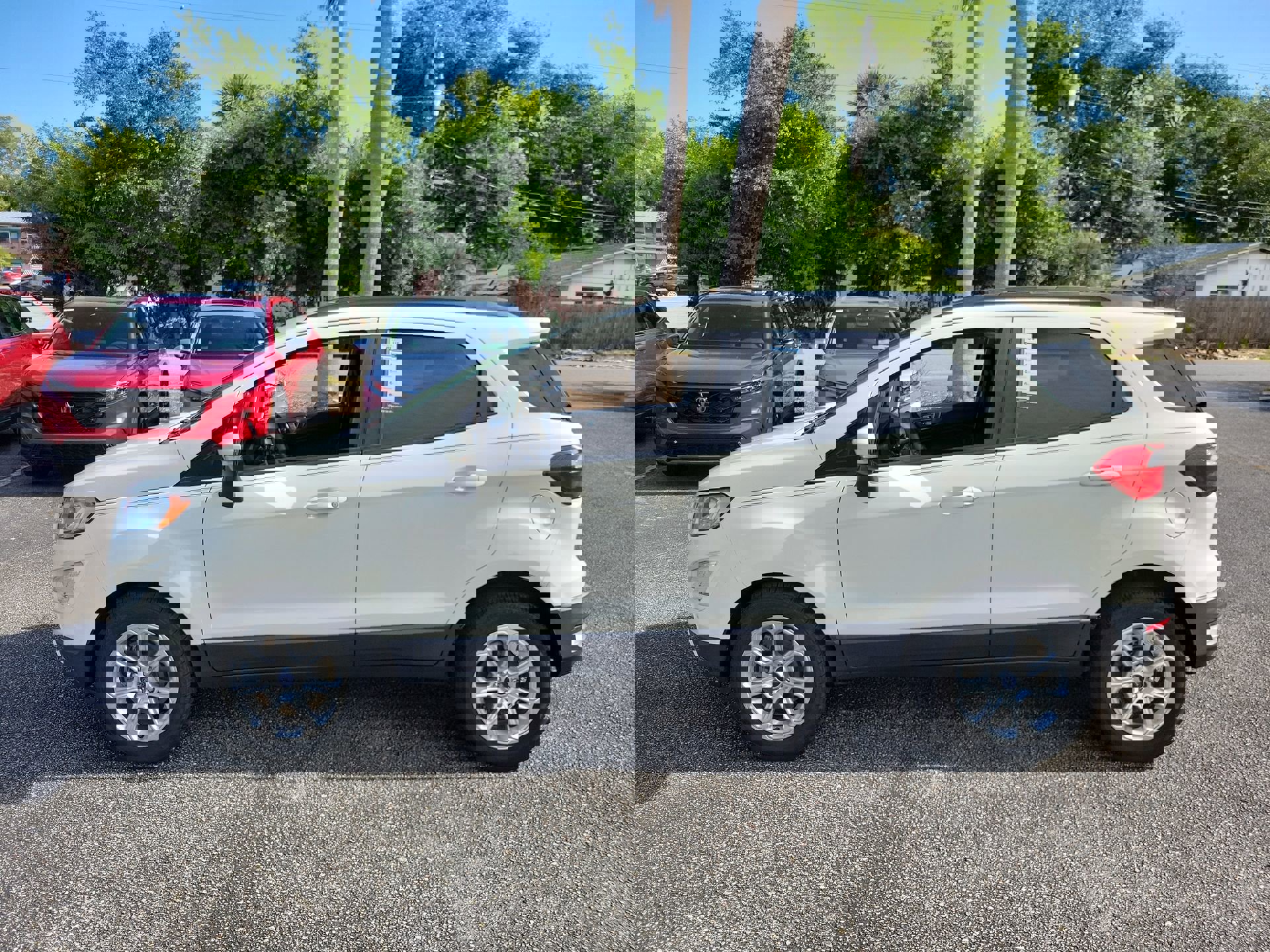 Used 2021 Ford EcoSport SE w/ SE Convenience Package FWD image 8