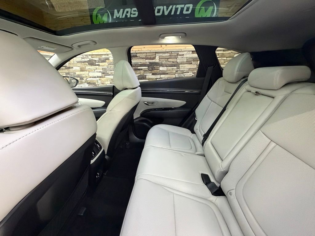Used 2023 Hyundai Tucson Limited image 29