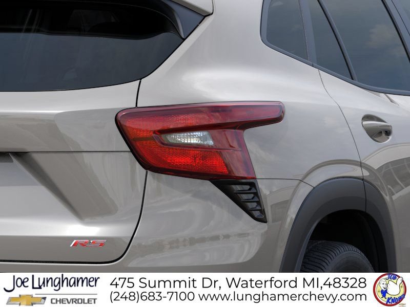 New 2026 Chevrolet Trax RS w/ Driver Confidence Package FWD image 11