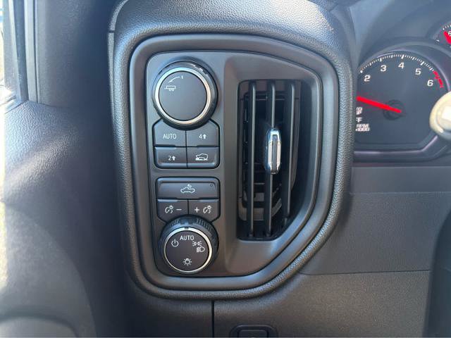 Used 2023 Chevrolet Silverado 1500 Custom AWD/4WD image 22