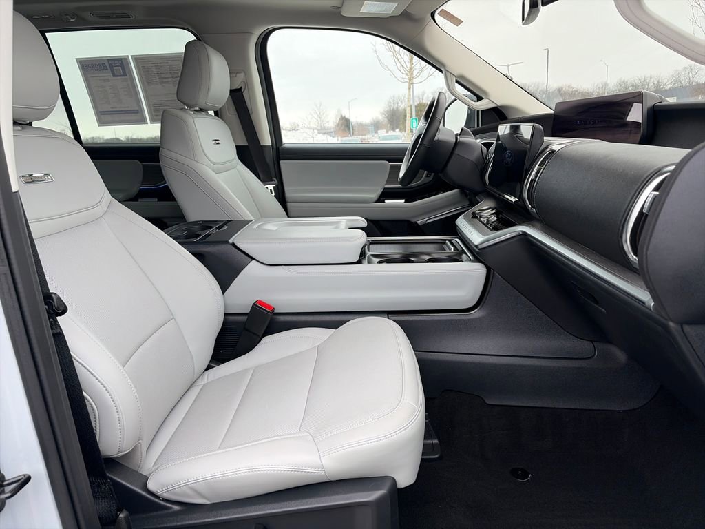 Used 2025 Ford Expedition Max Platinum image 15