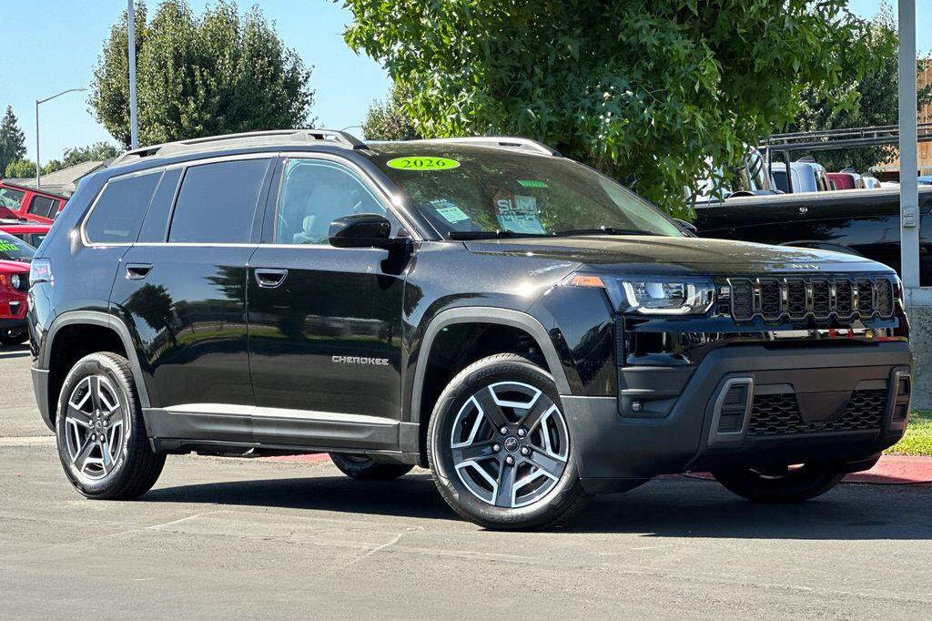 New 2026 Jeep Cherokee Laredo AWD/4WD image 2