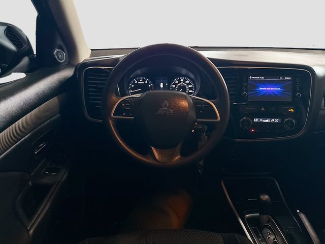 Used 2018 Mitsubishi Outlander ES FWD image 20