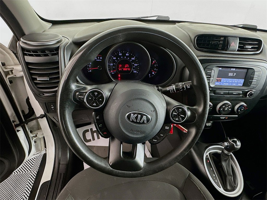Used 2019 Kia Soul image 11