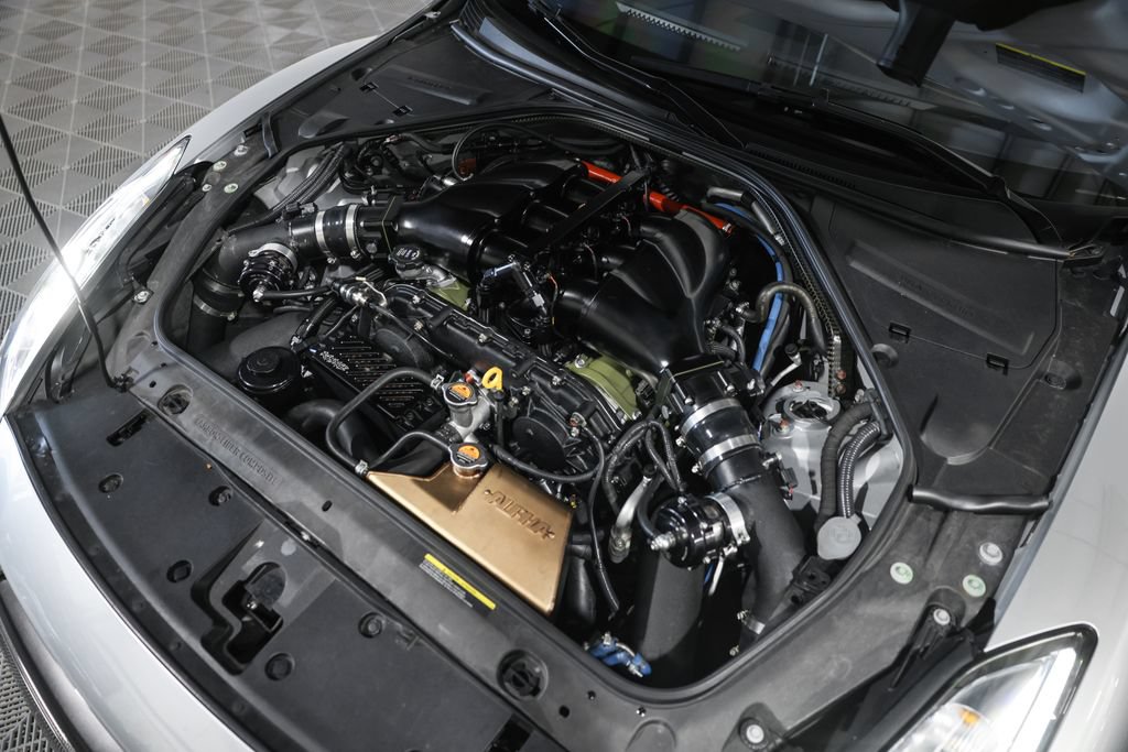 Used 2015 Nissan GT-R Black Edition AWD/4WD image 40